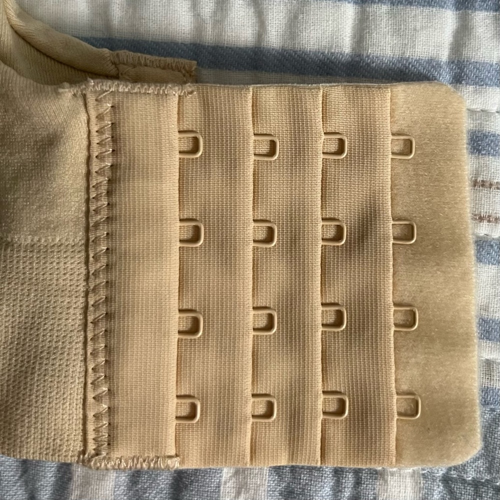 Shapermint/Truekind Lot Of 2 Wireless Bras - Picture 6 of 8